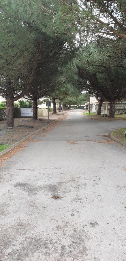 Logement 88 2-4 Personnes 500 M Plage Classe 2 Etoiles Dolus d'Oléron Zewnętrze zdjęcie