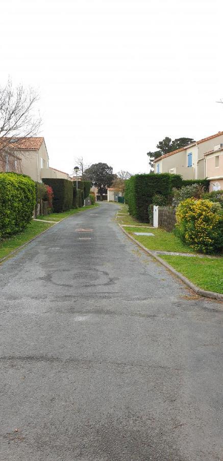 Logement 88 2-4 Personnes 500 M Plage Classe 2 Etoiles Dolus d'Oléron Zewnętrze zdjęcie